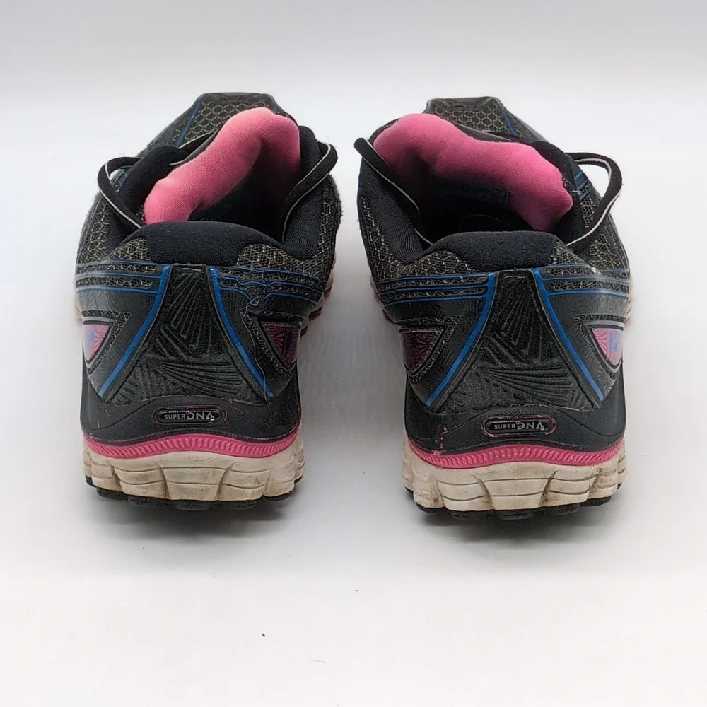 Brooks sneakers womens